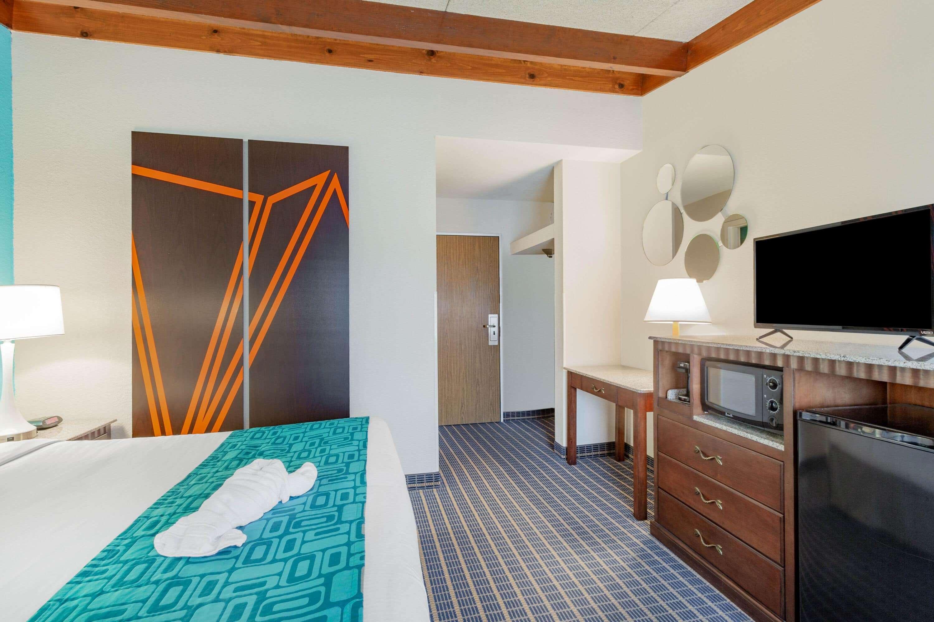 Howard Johnson By Wyndham Bangor Bagian luar foto