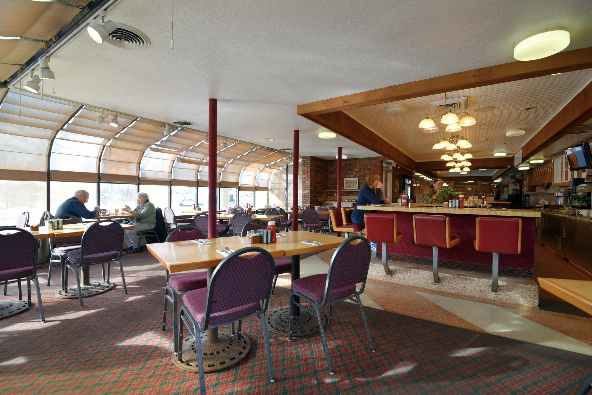 Howard Johnson By Wyndham Bangor Bagian luar foto